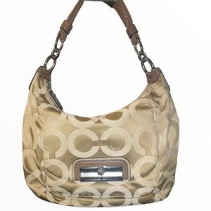 20. Coach Signature Shoulder bag